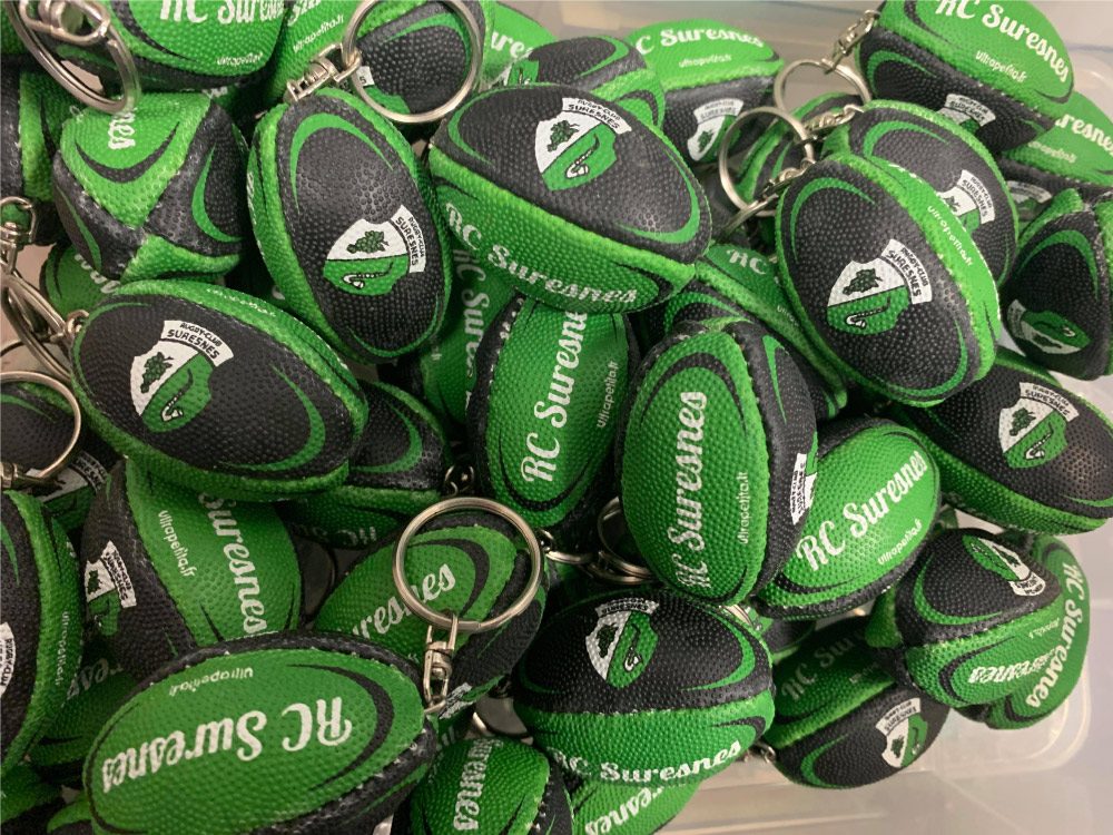 porte clefs ballons de rugby personnalisés rc suresnes