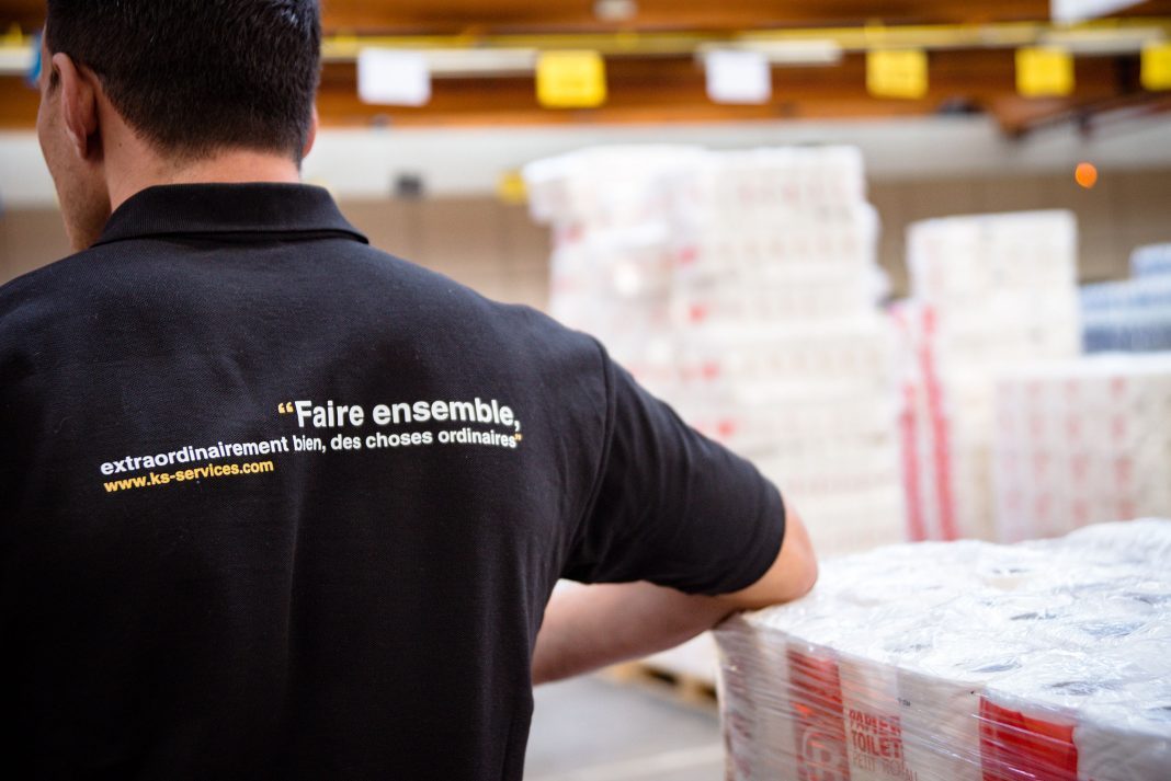 KS Services tenues staff KS Services tenues staff