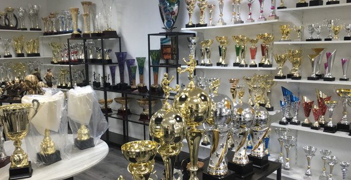 coupes trophées et médailles personnalisés